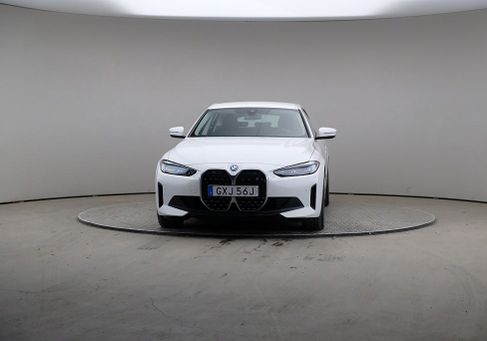 BMW i4, 2024