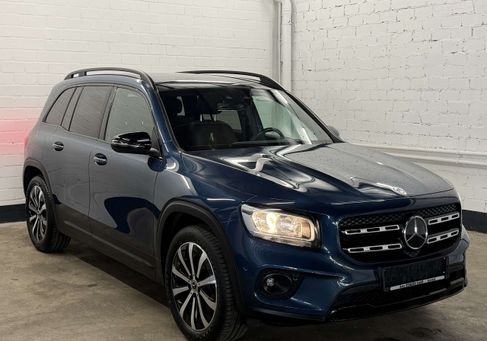 Mercedes-Benz GLB 200, 2023