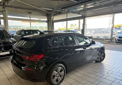 BMW 116, 2024