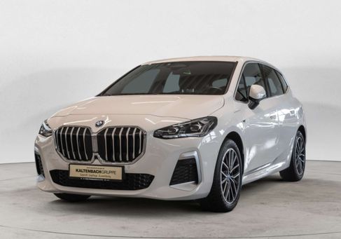 BMW 225, 2022