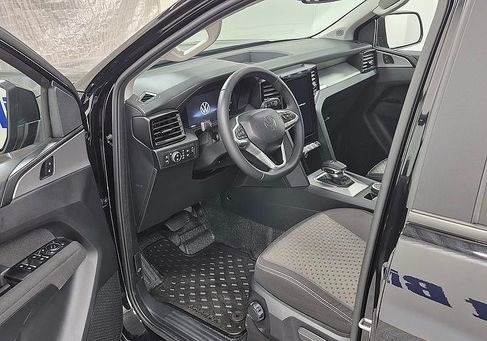 Volkswagen Amarok, 2025 2