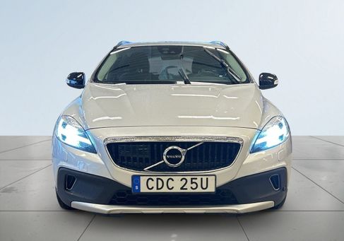 Volvo V40 Cross Country, 2019