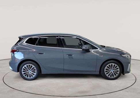 BMW 225, 2023