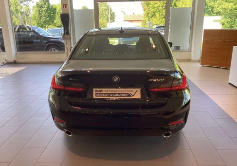 BMW 320, 2021