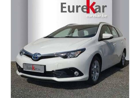 Toyota Auris, 2015