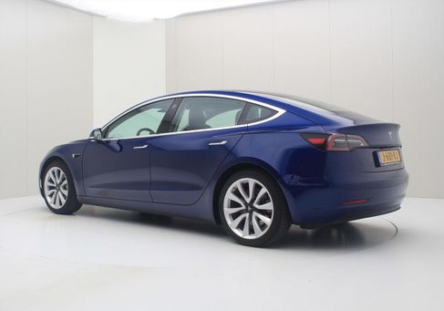 Tesla Model 3, 2020