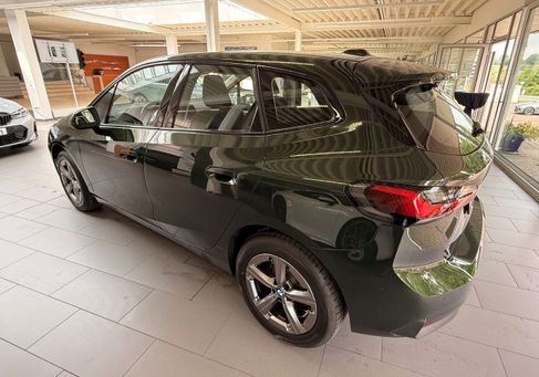 BMW 216, 2024