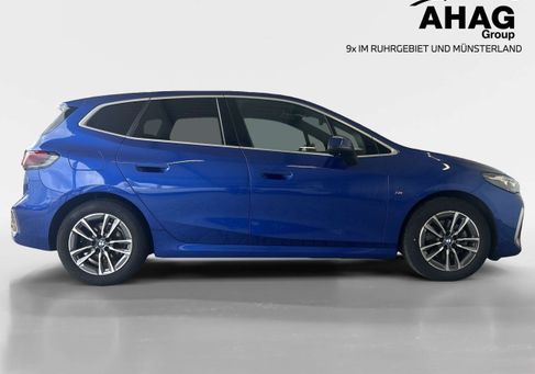 BMW 218, 2022 3