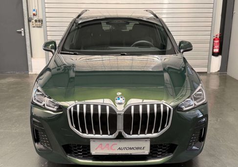 BMW 218, 2025