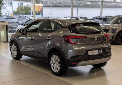 Renault Captur, 2024