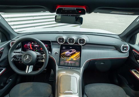 Mercedes-Benz GLC 300, 2026