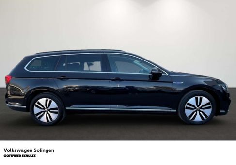 Volkswagen Passat Variant, 2021 3