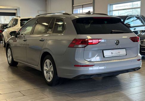 Volkswagen Golf, 2022 3