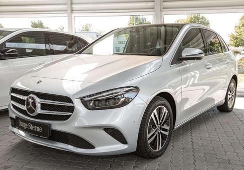 Mercedes-Benz B 250, 2022