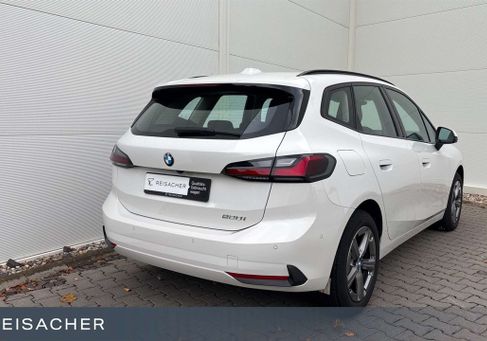 BMW 220, 2025 2