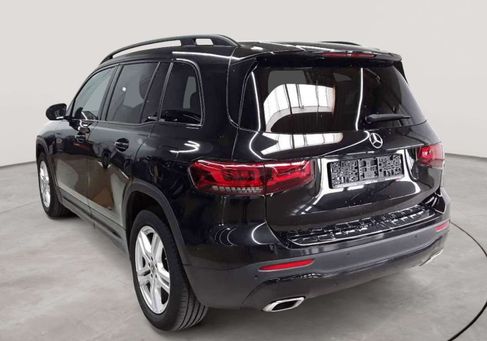 Mercedes-Benz GLB 200, 2023