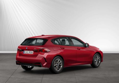 BMW 120, 2025 2