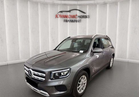 Mercedes-Benz GLB 180, 2021