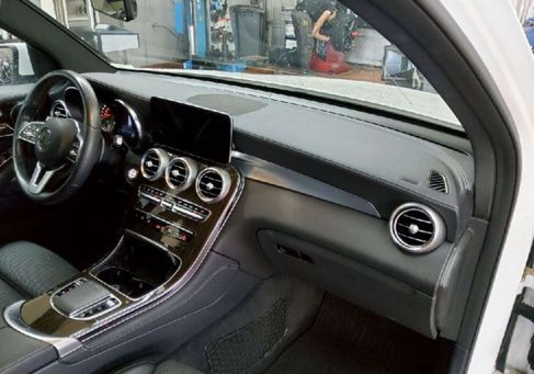 Mercedes-Benz GLC 200, 2020