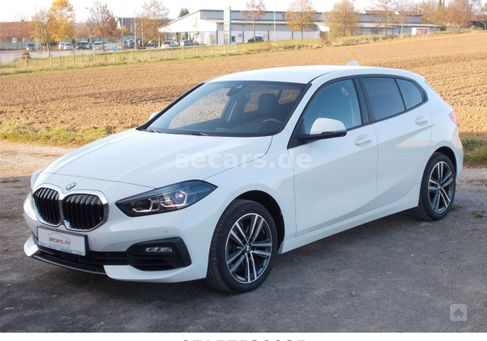 BMW 120, 2021