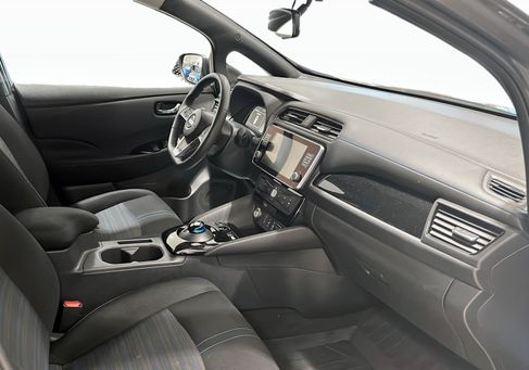 Nissan Leaf, 2023 3