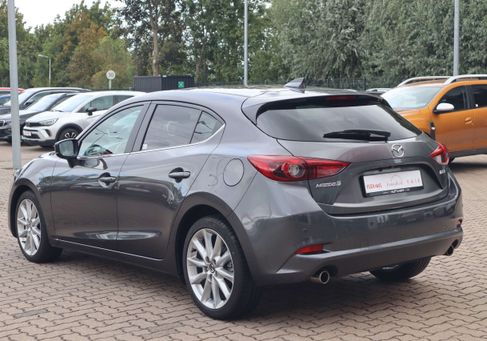 Mazda 3, 2018 3