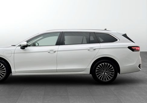 Volkswagen Passat Variant, 2025 2