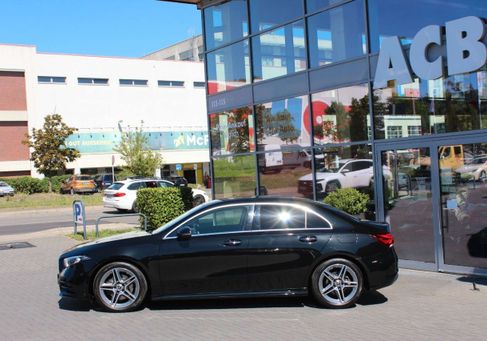 Mercedes-Benz A 220, 2022 3