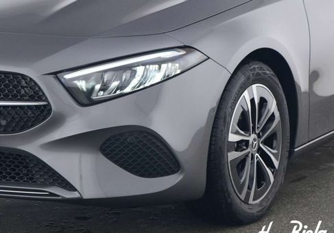 Mercedes-Benz A 180, 2025