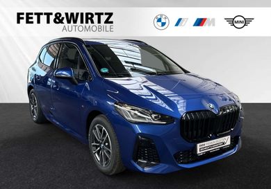 BMW 220, 2025