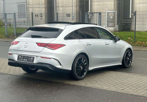 Mercedes-Benz CLA 220, 2021