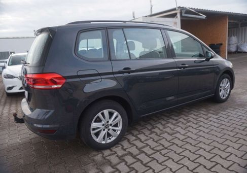 Volkswagen Touran, 2022