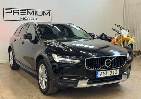 Volvo V90 Cross Country, 2018