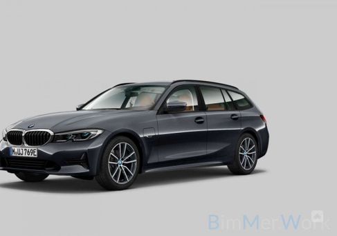 BMW 320, 2021