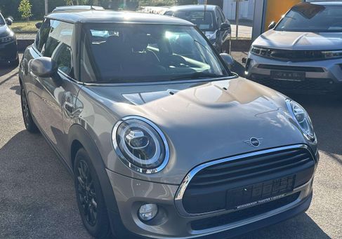 MINI ONE, 2019