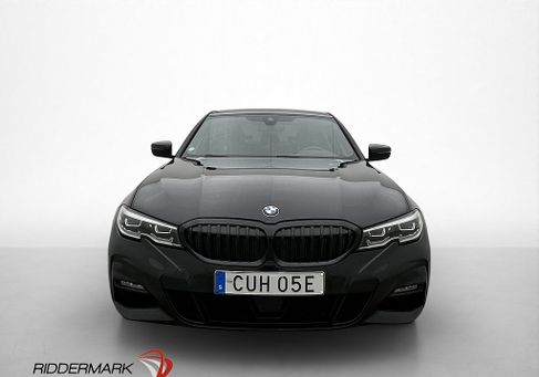 BMW 330, 2021