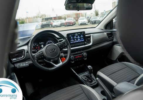 Kia Stonic, 2021