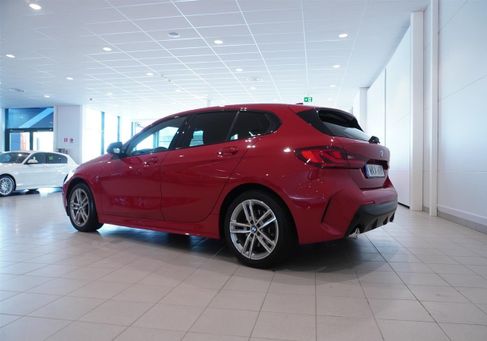 BMW 120, 2022 3