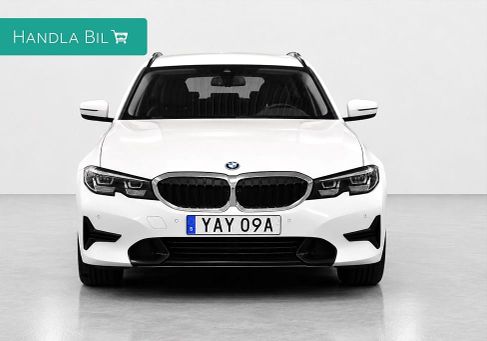 BMW 330, 2022