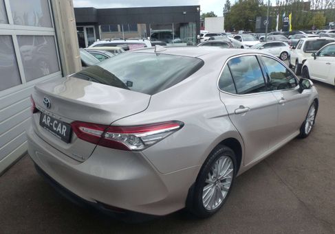 Toyota Camry, 2019