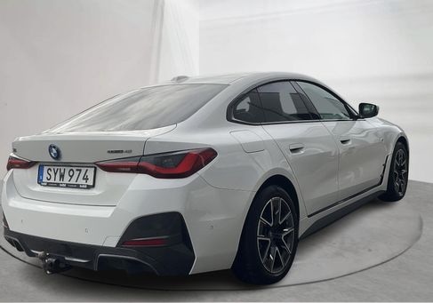 BMW i4, 2022 3