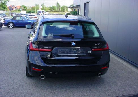 BMW 318, 2020