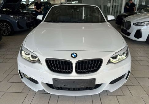 BMW 230, 2021