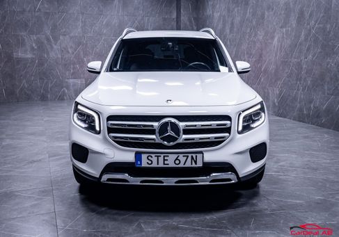 Mercedes-Benz GLB 200, 2023