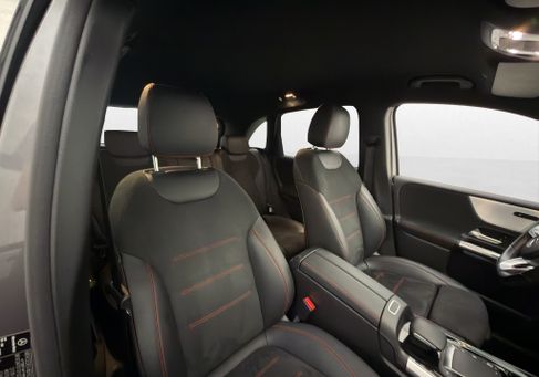 Mercedes-Benz B 200, 2021