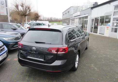 Volkswagen Passat Variant, 2024