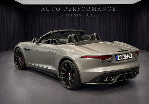 Jaguar F-Type, 2023 3