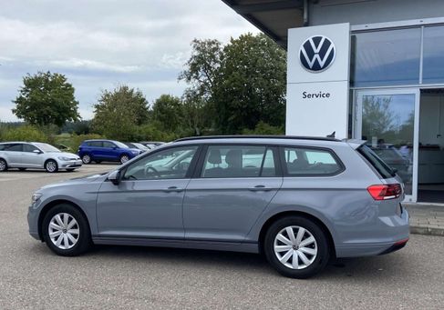 Volkswagen Passat Variant, 2023 3