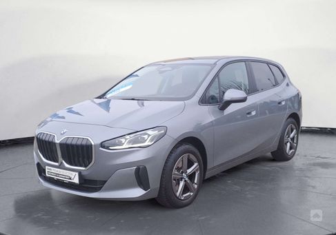 BMW 216, 2024