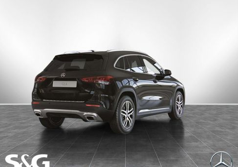 Mercedes-Benz GLA 250, 2020